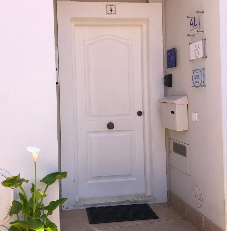 Casa Da Aldeia - Guest House Odiáxere エクステリア 写真